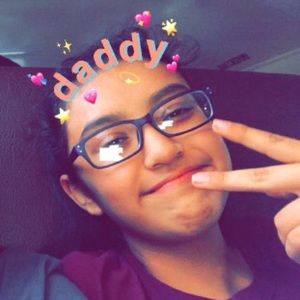 Meet your Posher, Fatima